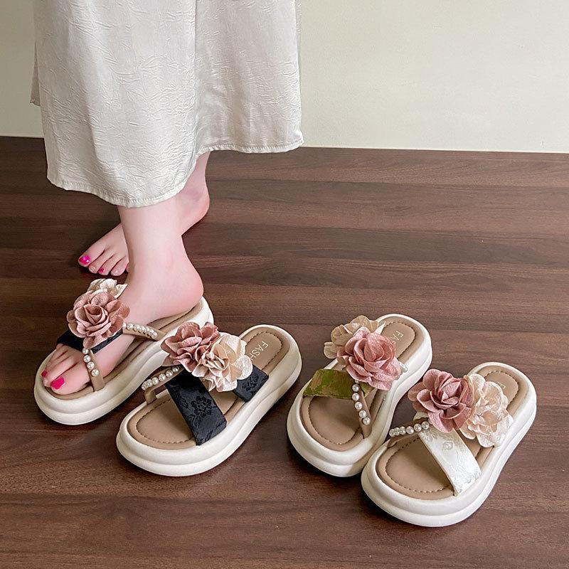 Versatile Sandals Beach Shoes Flower French Beautiful with Skirt Cool Slippers Women's 2025 New Summer Fashion