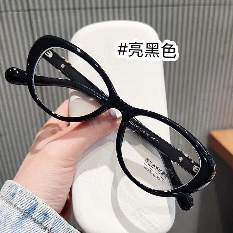 

Cat Eye Shape Glasses Woman TR90 Material Blue Light Blocking Women s Eyeglasses Frame European American Decorative Glass