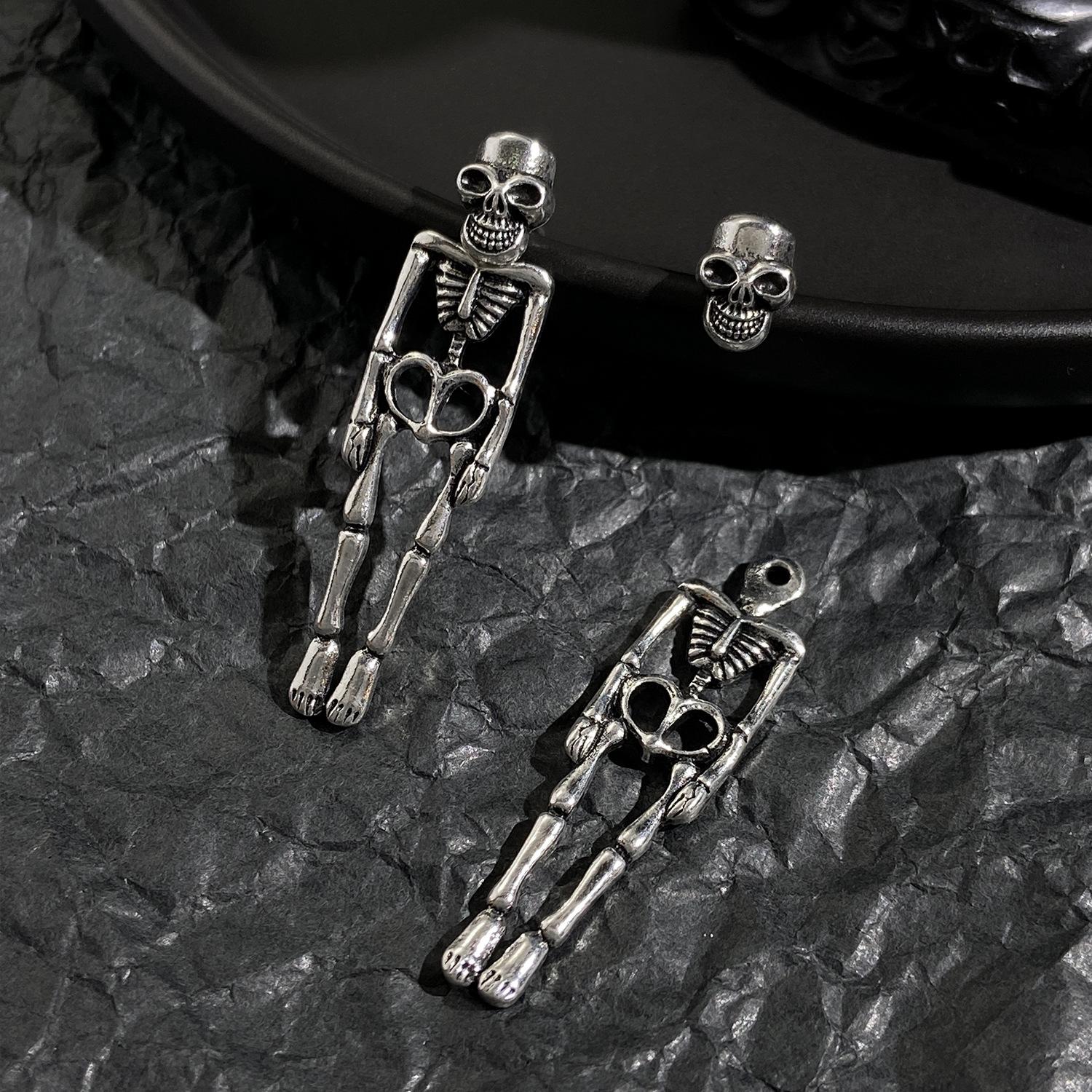 

1 пара серег-пусетов в виде черепов Blackpunk Darkwind, Хэллоуинское украшение