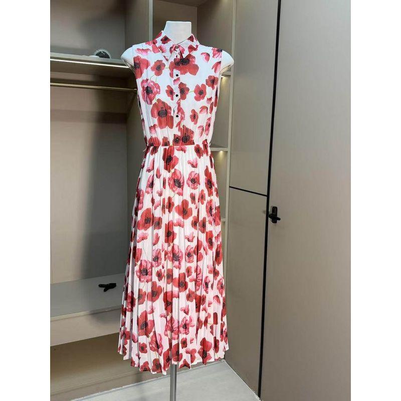 Women's Spring-Colored Chiffon with Painted Flowers Is Mostly Print Long Dress