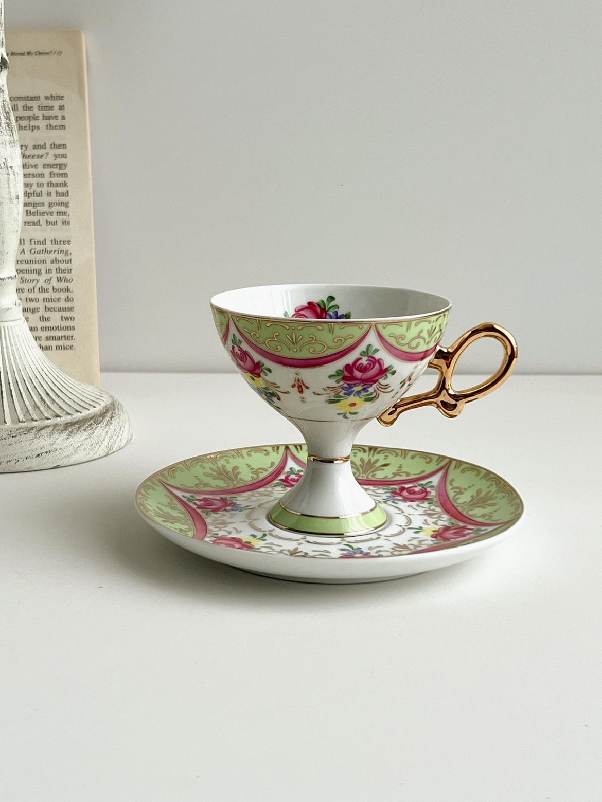European Style Palace Vintage Floral Handicrafts High Foot Coffee Cup Creative Art Ceramic Office Home Exquisite Coffee Mugs 200ml