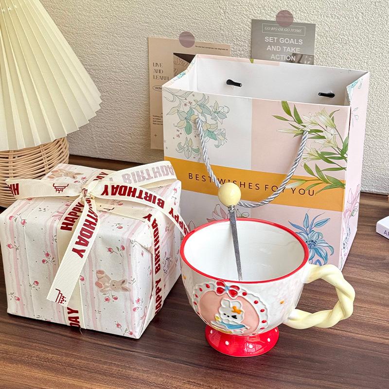 High-value underglaze color relief breakfast oat cup girls large-capacity ceramic mug birthday gift souvenir