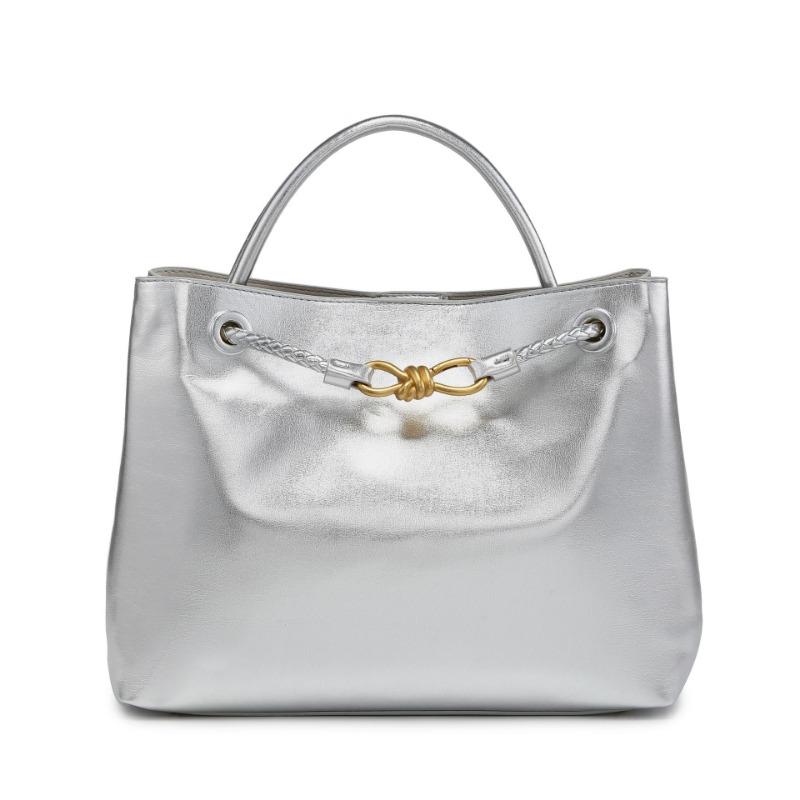 New Pattern Butterfly Buckle Bag Large Capacity High-end Women's Bag