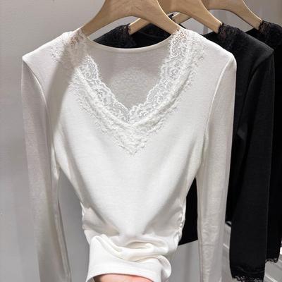 Women's Velvet V-Neck Lace Trim Long Sleeve Slimming Winter T-Shirt