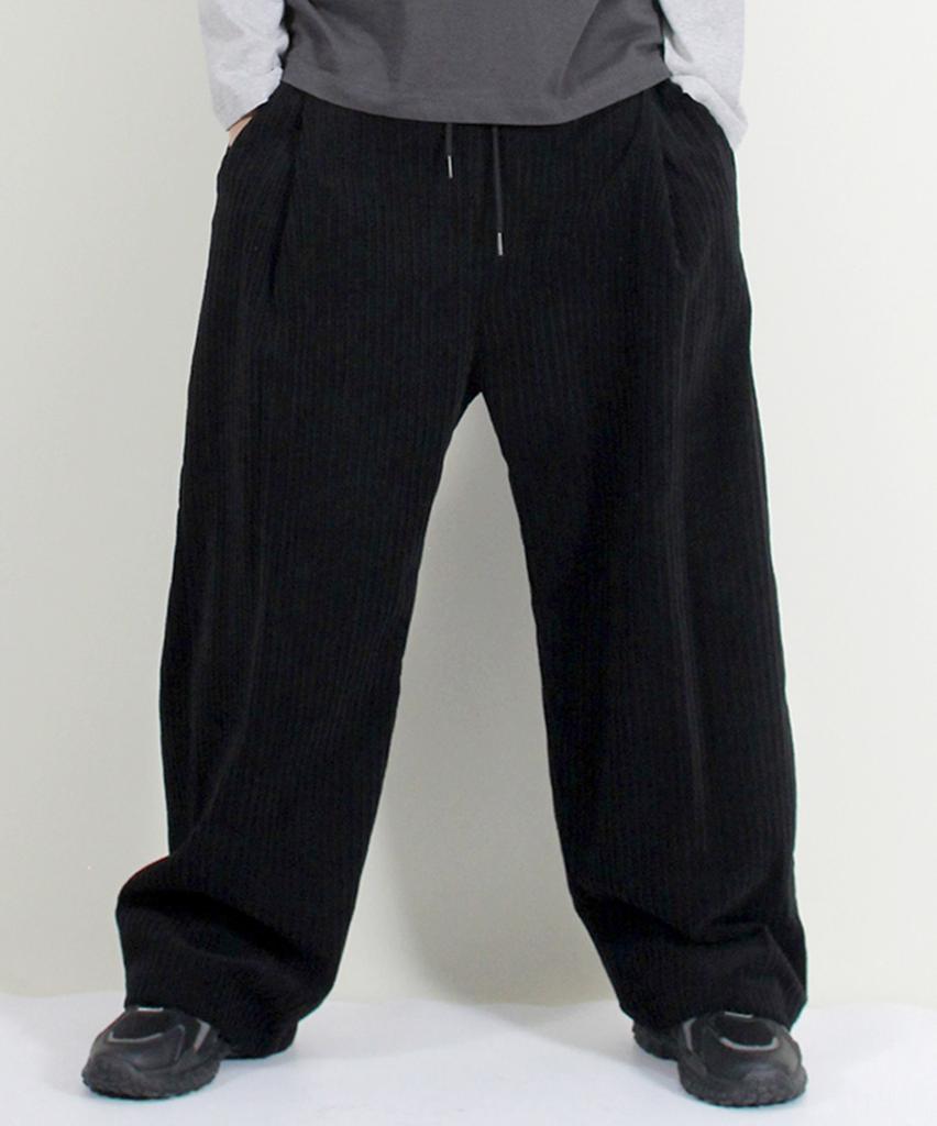 Deumakeu Corduroy Real Wide One-Pleat Pants Black