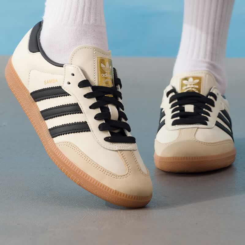 Женские lifestyle кроссовки Adidas Samba ID0478 36