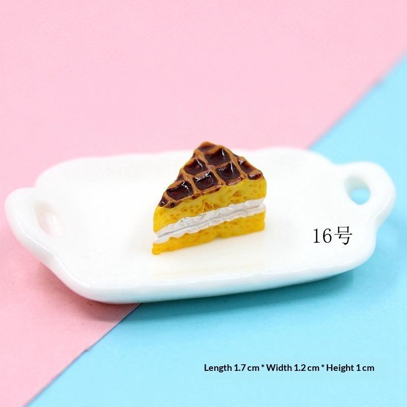 10Pcs Mini Resin Fake Cake Kawaii Simulation Food Miniatures for DIY Handmade Craft Home Decor Ornaments