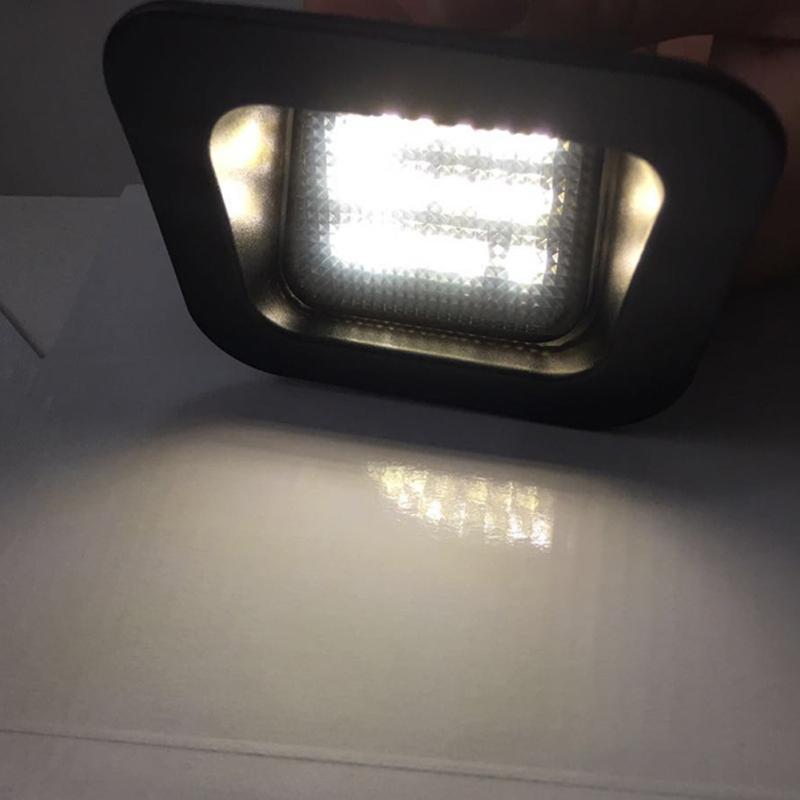 Geräucherte LED-Kennzeichenleuchten für Dodge Ram 1500 2500 3500 Kennzeichenleuchte