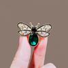 Women Brooch Sparkling Rhinestones Bee Shape Lapel Pin Suits Coats Bags Scarves Badge Versatile Accessory
