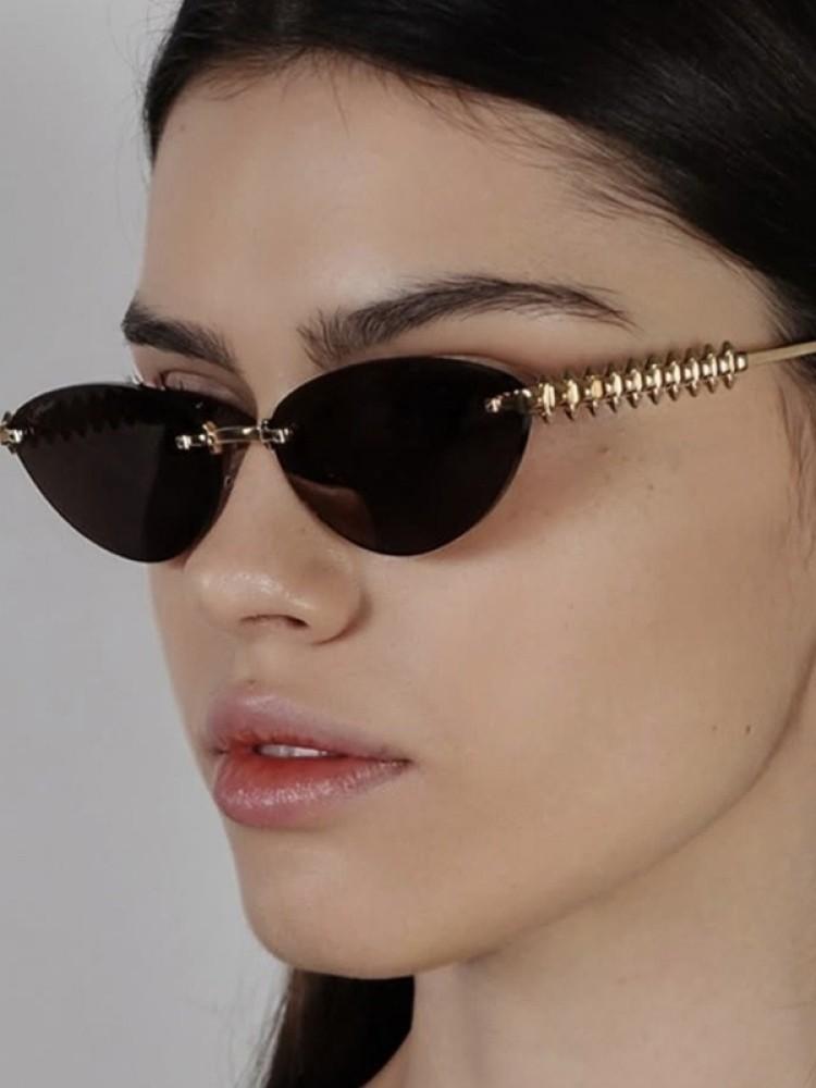 Occhiali da Sole Cat Eye alla Moda Trendy Retrò Donna Lusso Designer Stile Vintage Chic Senza Montatura Metallo Piccoli Triangolari Occhiali
