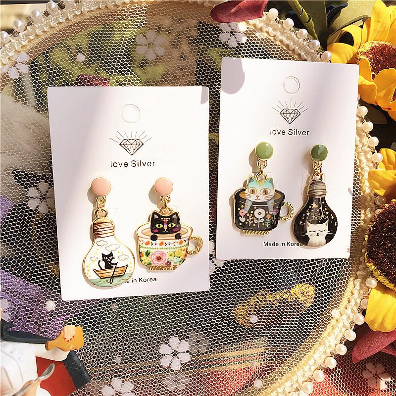 

Cat s Happy Life Asymmetrical Teacup Light Bulb Silver Earrings