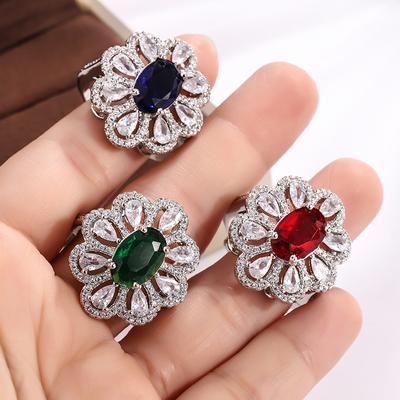 Luxurious Blue and Green Light Luxury Flower Ring Haute Couture Feminine Jewelry with Jewelry Birthday Party Gift