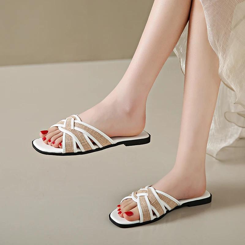 

Модные тапочки 2025 лето новая мода универсальный дизайн плоские нескользящие тапочки уличные повседневные удобные женские туфли 40 белый