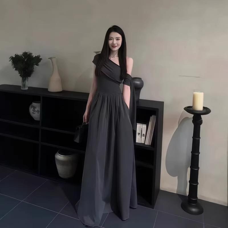 2026 French Pure Desire One-Shoulder Short-Sleeve Summer Maxi Dress - Waist-Cinched for a Slimming Effect