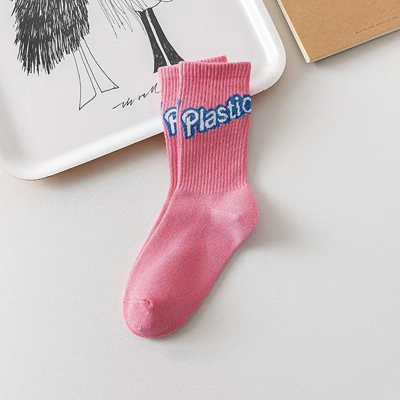 Cute Harajuku Strawberry Love Sweet Socks Middle Tube Breathable Fashion Autumn And Winter Casual Socks