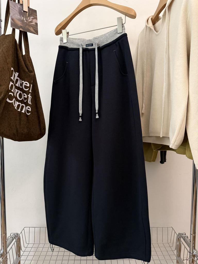 Women's Curved Blade Wide-Leg Sweatpants - Casual Loose Style