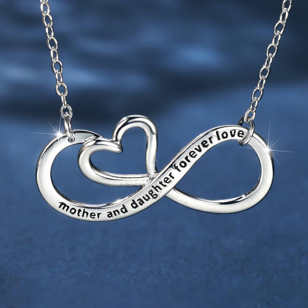 Hot-selling Infinite Love Necklace Design Sense Eternal Symbol Heart Pendant Collarbone Chain Versatile Jewelry