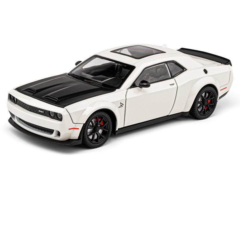 1/22 Dodge Challenger SRT Hellcat Alloy Musle Car Model Diecasts Metal Sports Car Vehicles Model Sound Light Childrens Toy Gift
