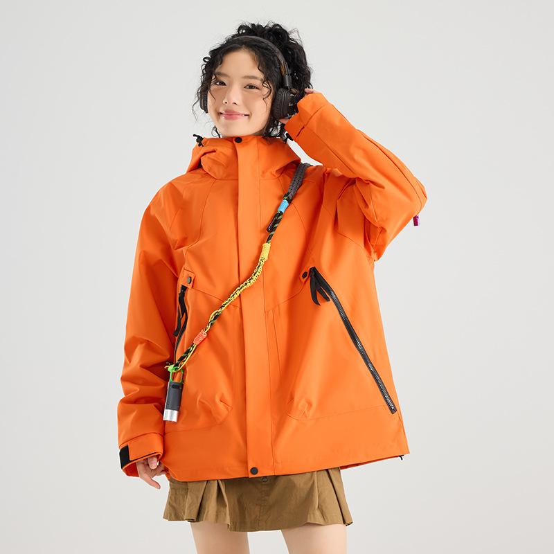 Dragon Fruit Jacket Outdoor Three-in-one Women's Small Windproof Waterproof Travel Jacket Mountaineering Suit