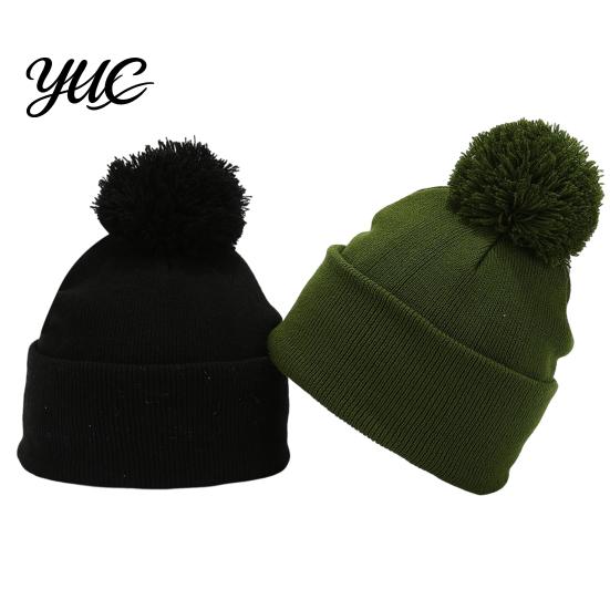 Solid Color Winter Headwear Knitted Hat with Faux Fur Ball, Soft Elastic Windproof Casual Daily Wear Warm Cap, Thickened for Men And Women Unisex