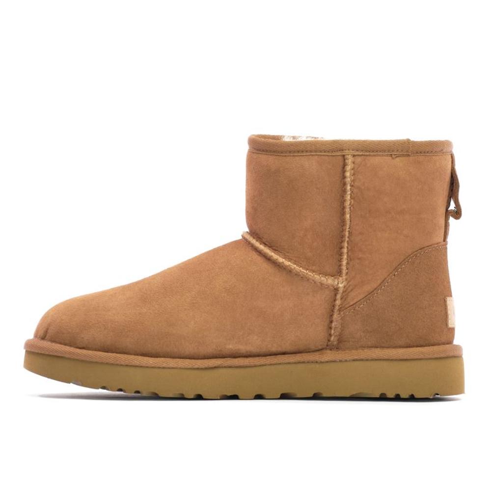 Boots UGG Brown Classic Mini II