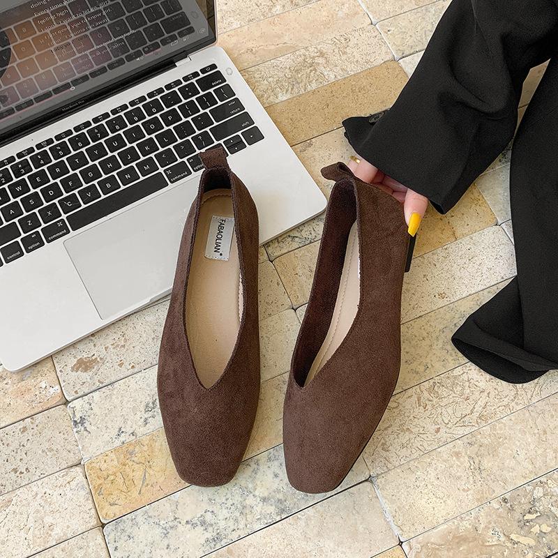 Retro Simple Suede Thick Heel Single Shoes Women's 2025 New Shallow Mouth Soft Sole Work Shoes Korean Version One-pedal Women's Shoes