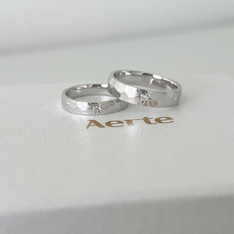 

Aerte Eternal diamond ring_Small silver (white plating) (15,000 won)