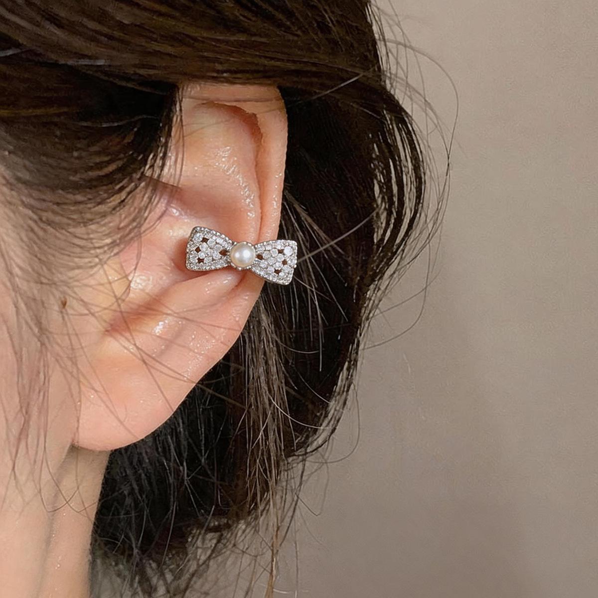 Zircon Bow Pearl Ear Clip for Women - No Piercing Needed, Luxurious & Elegant Cartilage Clip Earrings