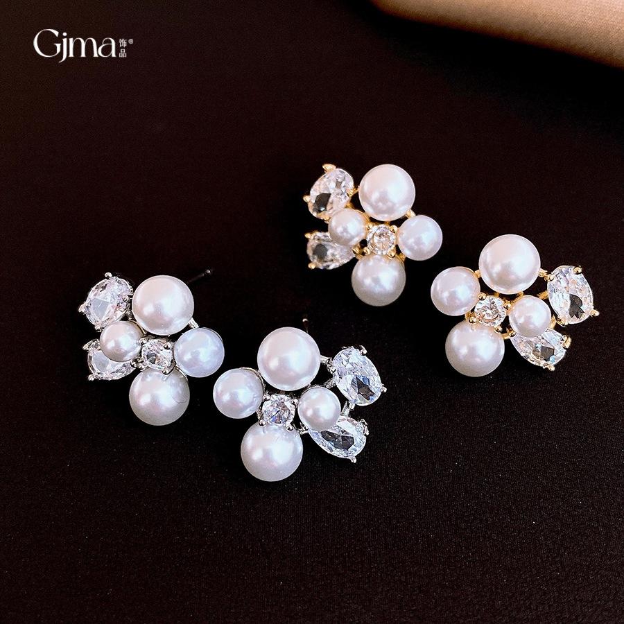 French Retro Zircon Flower Pearl Stud Earrings Light Luxury Versatile Earrings Elegant Earrings Women