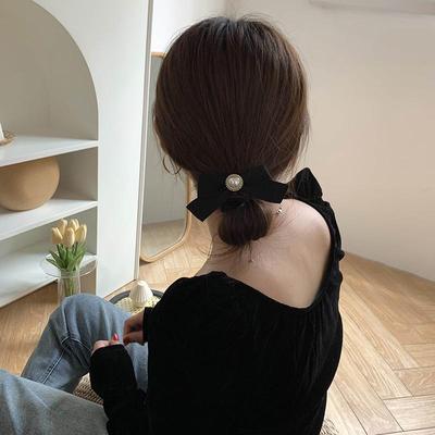 "Elegant Pearl Bow Hair Ring – Retro French Style, All-Match Rubber Band, Korean Hair Accessory for Women"