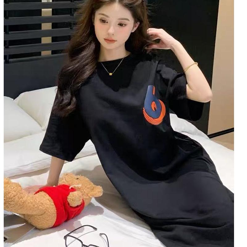Summer Korean-style long T-shirt dress, women's loose large-sized short-sleeved slit over-the-knee dress, and a long skirt that covers the belly