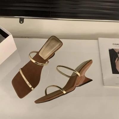 Letnie Nowe Damskie Buty Zewnętrzne Obcasy Wygodne Plażowe Modowe Projektant Przezroczyste Sandały