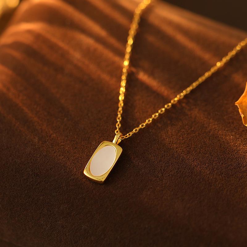 Colier cu Pandantiv Banyan Tree Argint S925 Retro Scoică Albă - Lanț Claviculă de Vară 2024 High-End pentru Femei