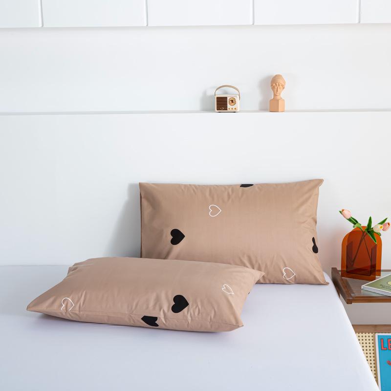Solid Color Waterproof, Anti-Dirty Sweatproof Hotel Pillowcase (Machine Washable)