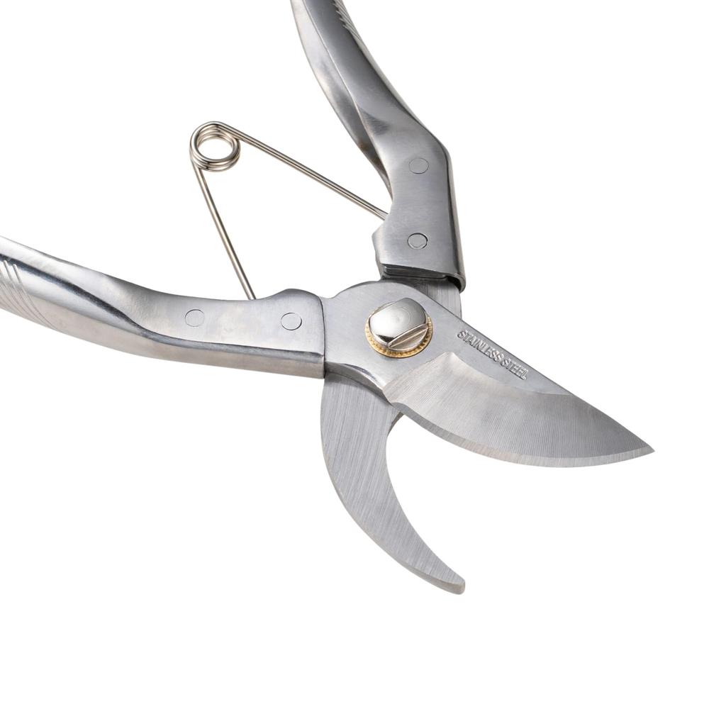 Takagi All Stainless Steel Pruning Shears 200mm Suitable for pruning small branches up to approximately easy to with Gardening - 15mm. Rust-resistant,