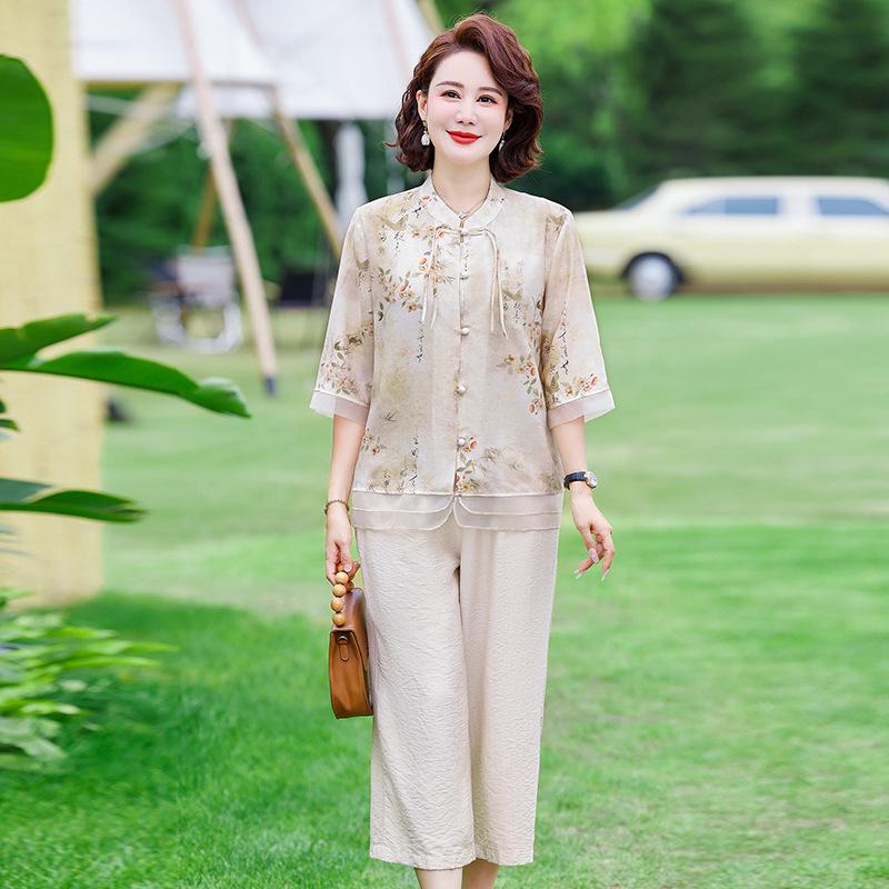 Chinese-Style Cotton Linen Two-Piece Set for Middle-Aged Women - Mid-Sleeve Summer Top