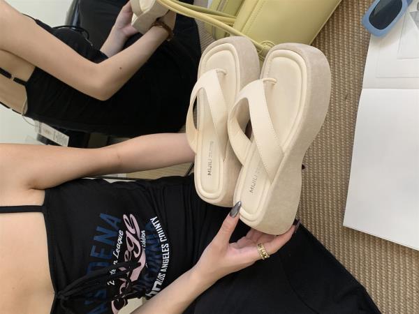 Fashion Shoes Woman 2025 Female Slippers Med Platform Loafers New Soft Summer Beach Slides  Shoes Women Slippers Summer Loafers Shale Fe