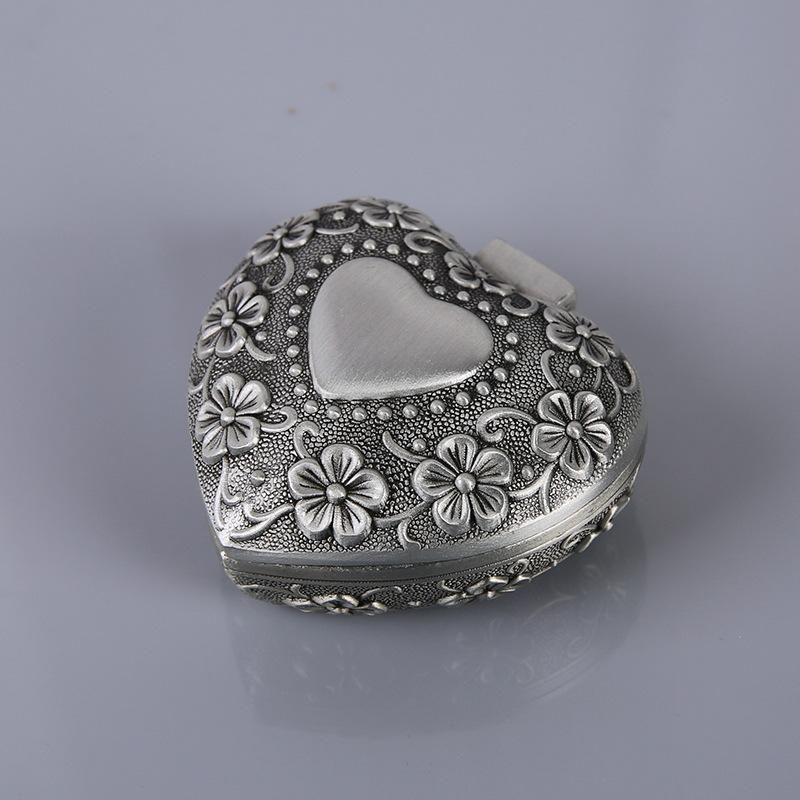 

European retro zinc alloy creative small jewelry box, ring box, jewelry packaging metal high-end gift box