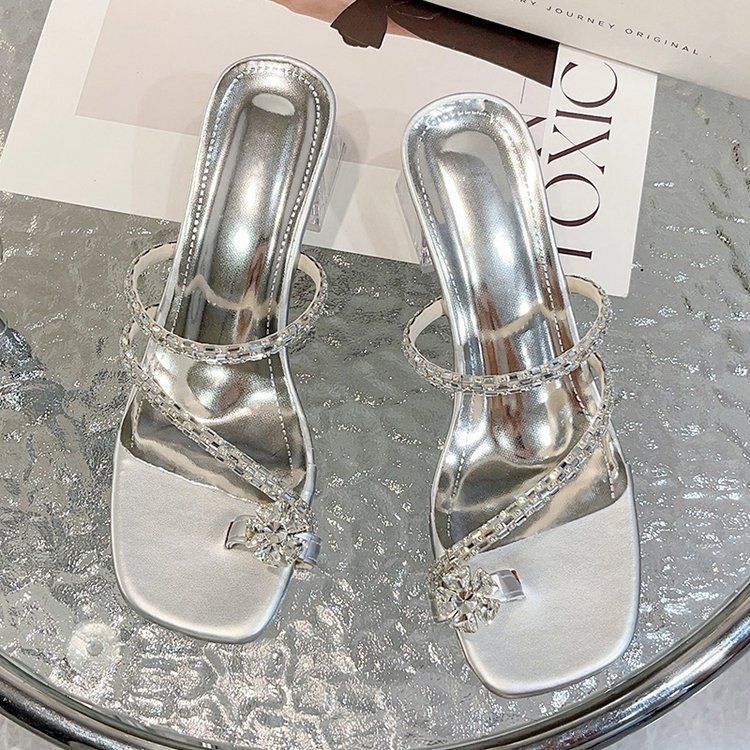 High-heeled sandals women's summer outer wear 2025 new with skirt thick heel toe beautiful rhinestone cover toe Roman cool slippers