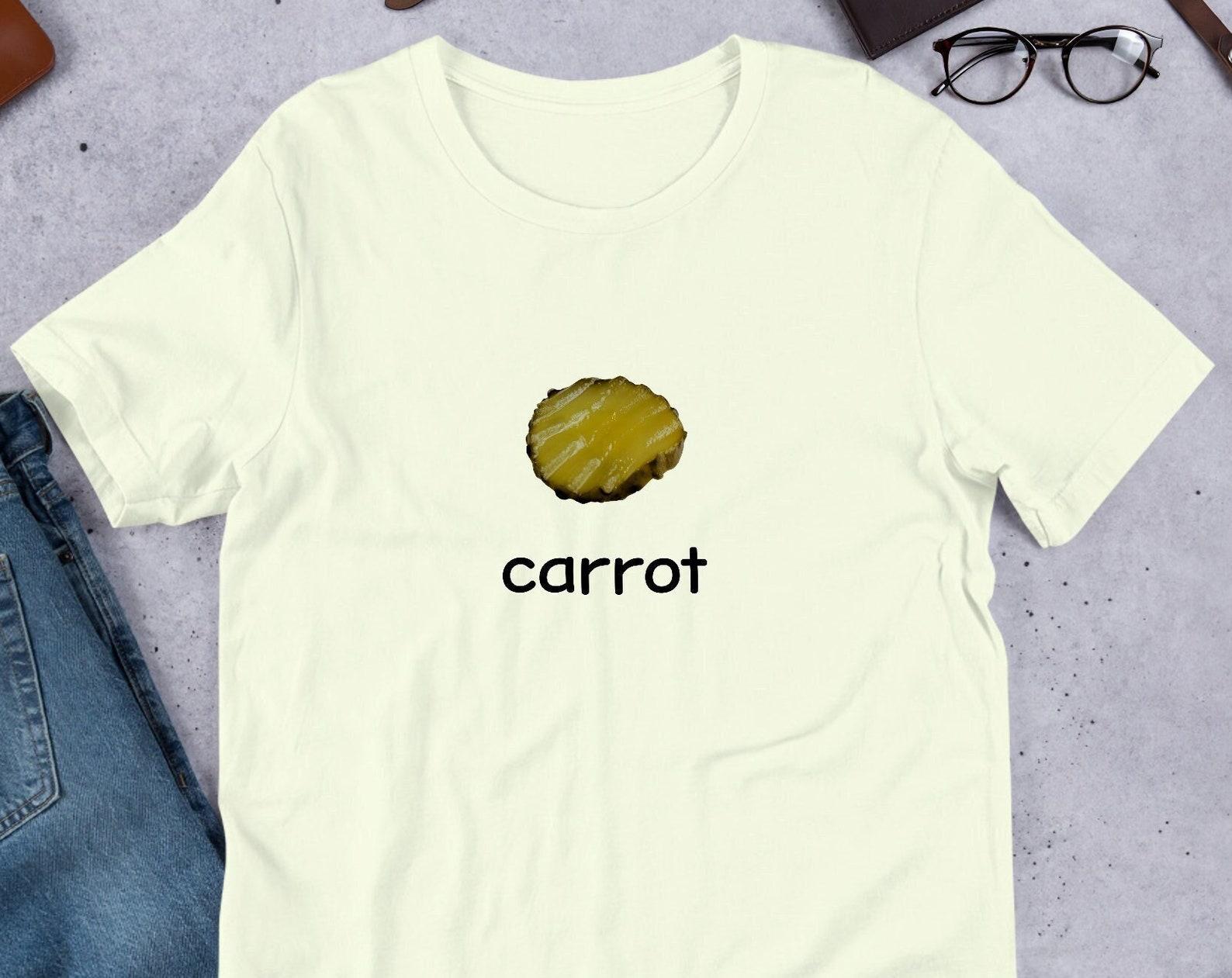 Carrot Pickle T-Shirt Y2K Funny Meme Shirt / Weirdcore Clothing / Oddly Specific / Unhinged Shirt / Sassy Sayings / Joke Shirt M