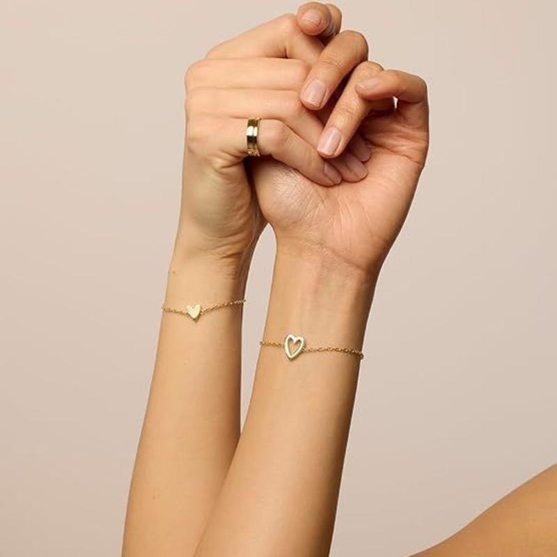 Adjustable Hollow Heart Matching Couple Bracelets, Minimal Alloy Fashion Wristband Romantic Valentine Day Gift For Lovers Daily