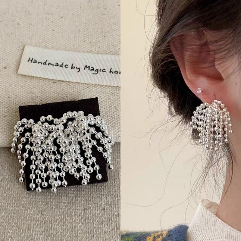 

New Arrival Fashion Ins Style Niche Style Fireworks Stud Earrings for Women Accessible Luxury Fashionable Smart Tassel round Beads Eardrops Earrings A199 silver fireworks earrings