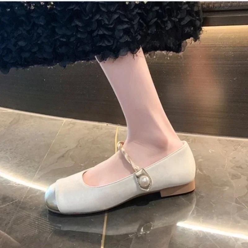 2024 New Arrival Sheepskin Version Retro French Beauty Bao Toe Sandals Women'S Summer Wear Pumps