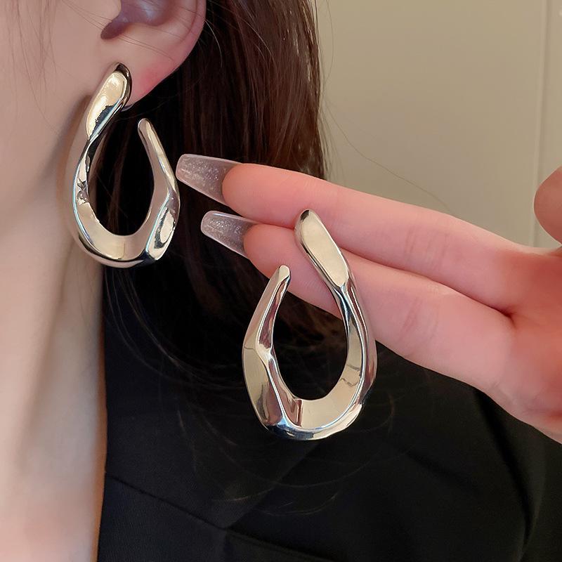 Exaggerated Metallic Geometric Silver Stud Earrings - Elegant & Versatile for Women