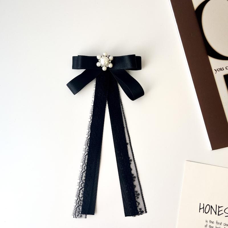 Černá krajková brož Mašle Bílá perlová brož Kravata Pro dámské oblečení Zdobení výstřihu Stuha Kravata Šperky Doplňky