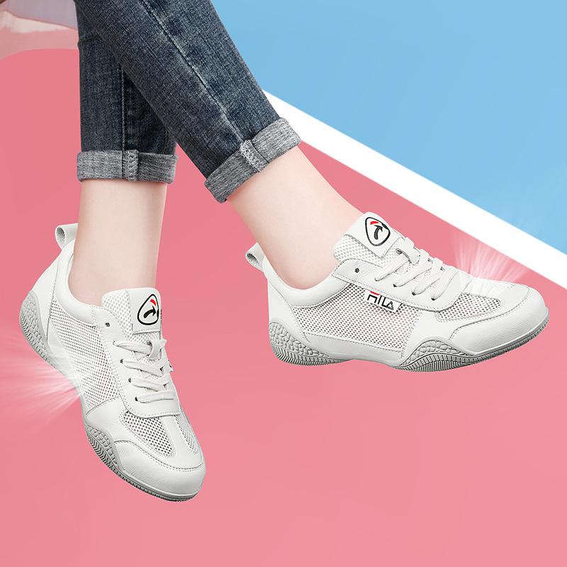 

Летняя кожаная повседневная женская обувь на мягкой подошве, белая обувь, дышащая, универсальная, спортивная, трендовая, модная, студенческая обувь 40