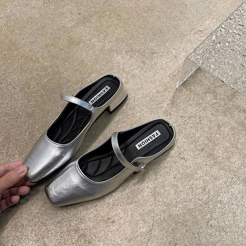 French Evening Breeze Temperament Silver Single Shoes Women's Spring and Summer 2025 New Korean Version Flat Bottom with Skirt Bag Head Sandals Tide