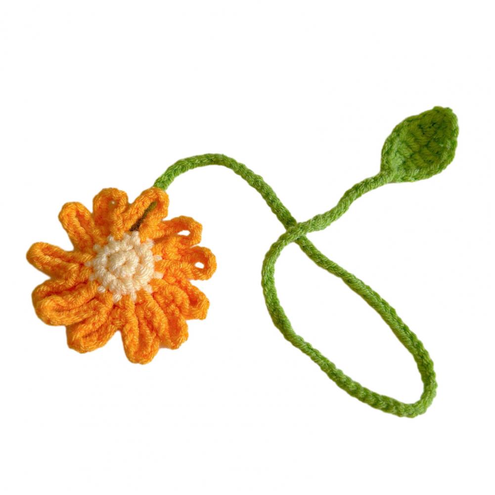 Floral Bookmark Portable Flower Tie Handmade Knitted Floral Curtain Tiebacks Crocheted Strawberry Hanging Flower Bag for Book