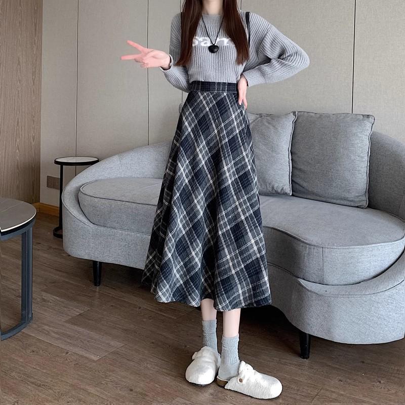 Maillard Retro Plaid Wool A-Line Skirt - Women's Mid-Length for Autumn/Winter