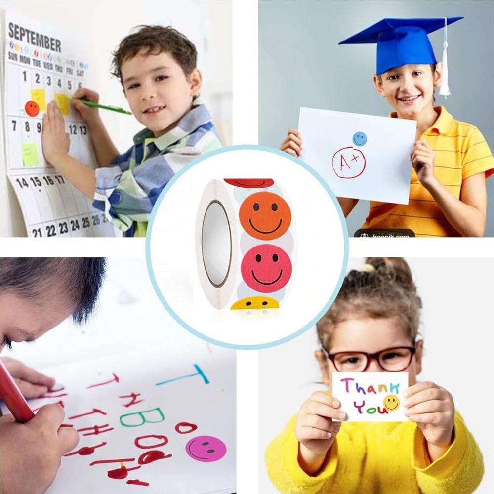 500Pcs/Roll Smiling Facial Paste Sticker 2.5cm Designs Decals Diy Adorn Gifts Fit designed for Various Present Packaging rewards present